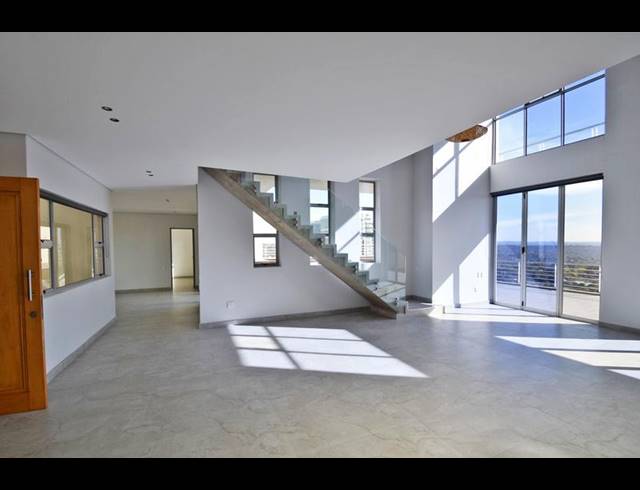 3 BEDROOM APARTMENT FOR SALE IN MORNINGSIDE